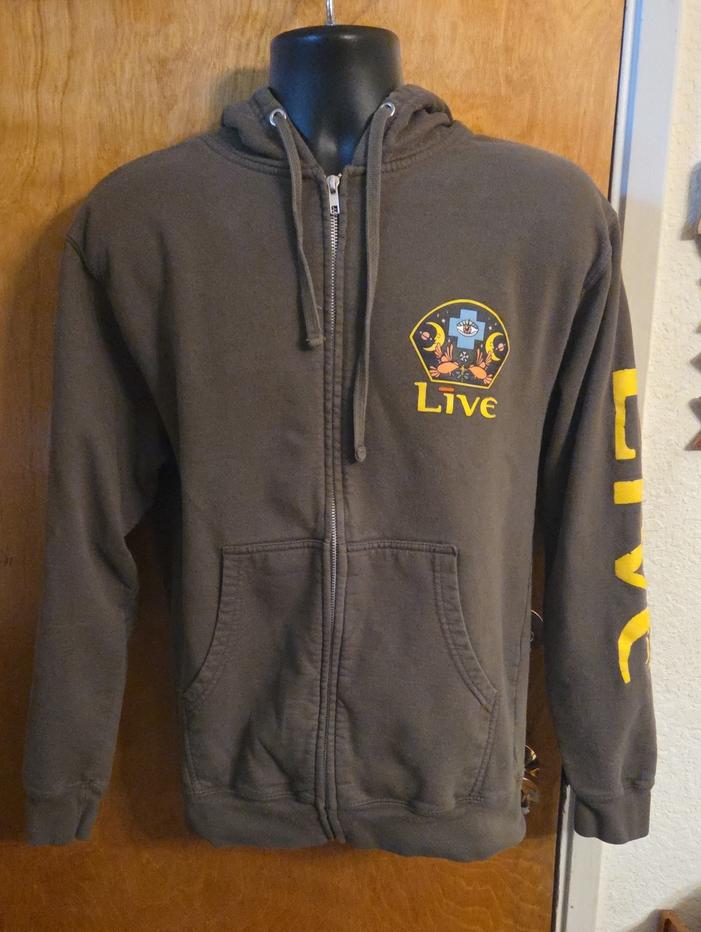 2024 LIVE Tour Army Green Hoodie Size Medium
